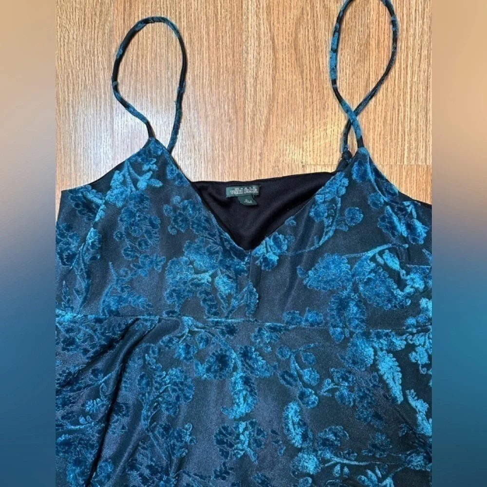 🦋 Wild Fable Velvet Floral Cami Top Jewel Tone XL - Picture 3 of 4